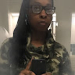 Meet your Posher, Carla